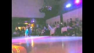 Alejandra Hobert y Adrián Veredice en Festival Tango en Punta-2012.avi