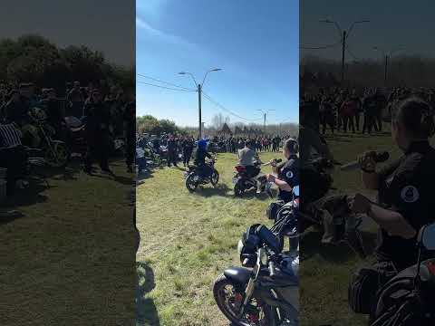 Carrera de lentos! Moto encuentro en Pueblo Bolivar, Uruguay #tending #motovlog #youtubeshorts