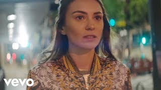 Musik-Video-Miniaturansicht zu All Loved Up Songtext von Amy Shark