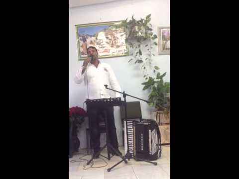 Laud pe domnu in biserica din murcia