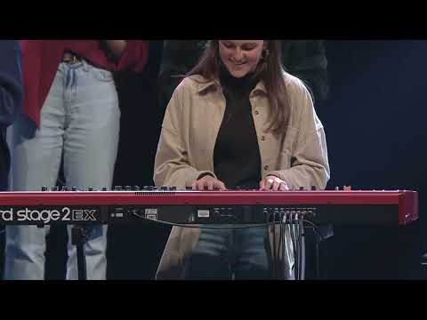 Oh Come to the Altar (Live from Cedarville University) - HeartSong Ministries