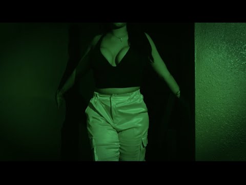 Lil Weirdo " Ain’t Feelin Us " ( Official Music video )