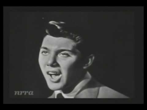 Video thumbnail for Puppy Love
