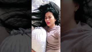 Download lagu Tak ada yg mau bicara termasuk bantal n guling mp3