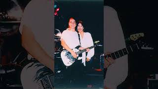 Selena y los dinos contigo quiero estar 🥺❤️