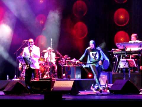 ELIO E LE STORIE TESE Bellimbusti in tour 17 gennaio 2010 VICENZA - Super Giovane