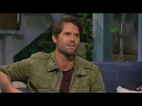 Simon koos voor Annemarie op IC