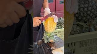 Download lagu Thai girl sells sweet pineapple - Fruit Cutting Skills - Thai Street Food mp3