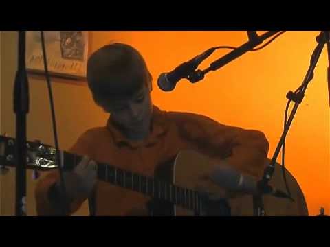 Kidrauhl - Justin Bieber singing I'll Be at age 12