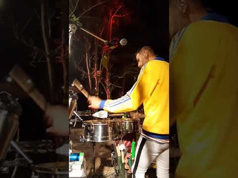 Vivir así es morir de amor en vivo Los Caligaris feat Pedro Fernández