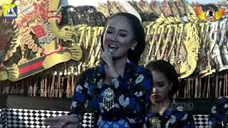 Download lagu Ana Pertiwii - Kadung Tresno // In Menoriam Ki Seno Nugroho mp3 Download lagu Ana Pertiwii - Kadung Tresno // In Menoriam Ki Seno Nugroho mp3