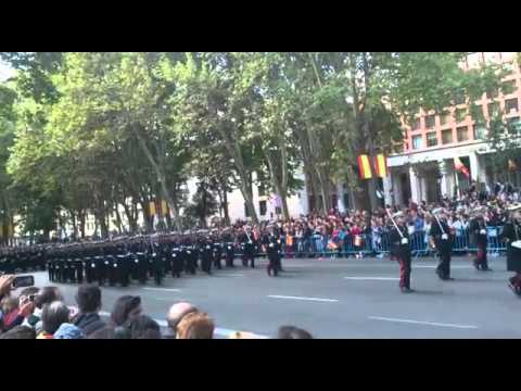 Así desfila la Infantería de Marina Española