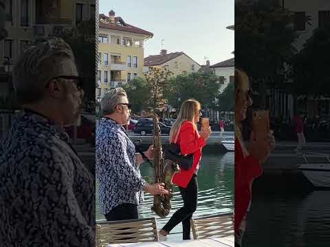 Dj sax live Luca Capizzi live performance sax house dj set e sax