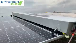 Miniatură video Robot autonom curatare panouri fotovoltaice 200W pentru doua randuri de panouri 2x2384mm