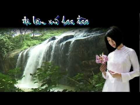 Thể hiện bởi Ánh Tuyết