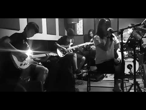 MARTYR- CHNDTR Cover | Coldwar Alice