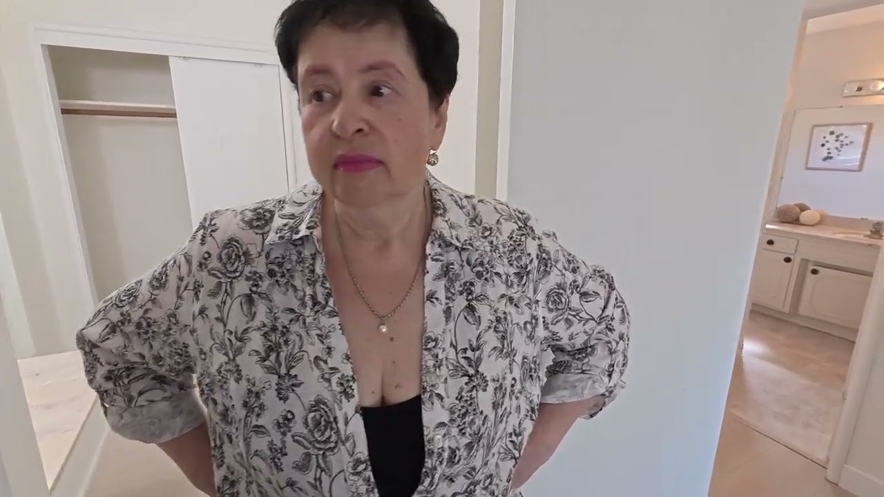 Обзор дома за $2,5 миллиона. Три спальни, 2 туалета, масипусенький