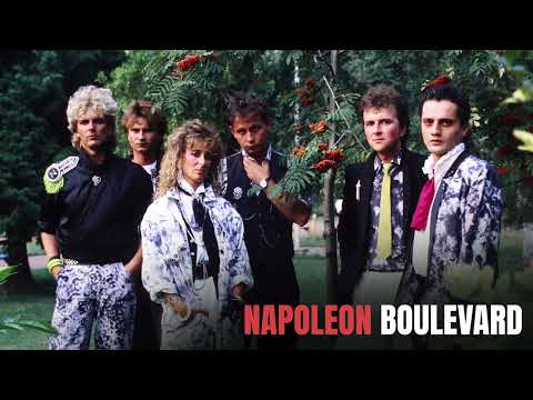 A Napoleon Boulevard legnagyobb slágerei (Júlia nem akar a földön járni, Szállj velem, Vallomás)