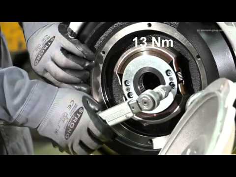 Ammann Vibratory Plate Service Video - APH 5020 m-Start Centrifugal clutch adjustment