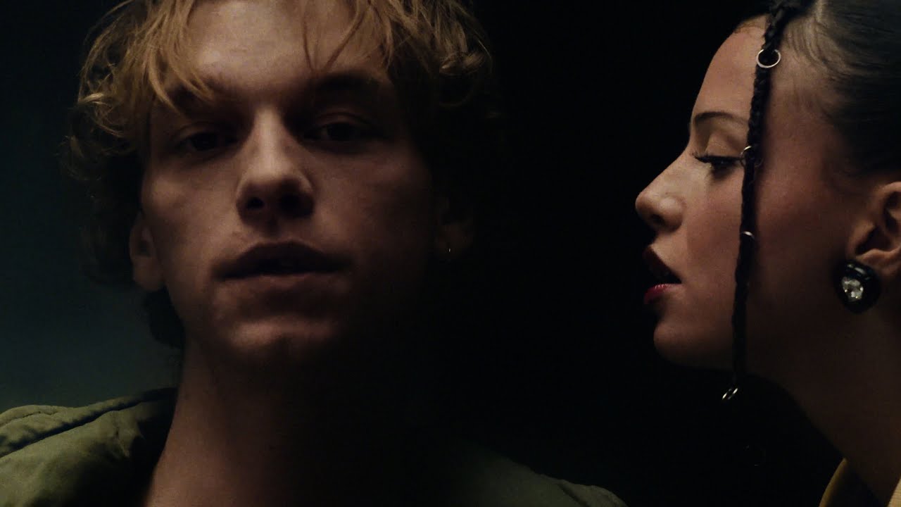 Neu: Fucked Up von Nina Chuba & Makko ((ansehen)) - DEUTSCHRAP