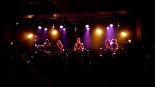 The New Pornographers - The slow descent into alcoholism Live @ La Maroquinerie - Paris