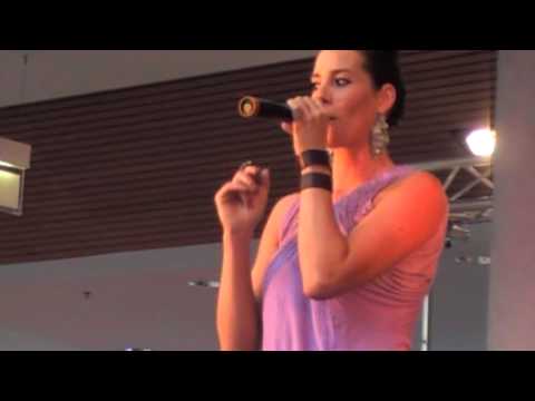 Kullai Timi - Free Your Mind (RAJONGÓI KÖZÖNSÉGTALÁLKOZÓ ALLEE BEVÁSÁRLÓKÖZPONT)