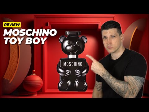 Moschino "Toy Boy": Rosiger Verführer | Review