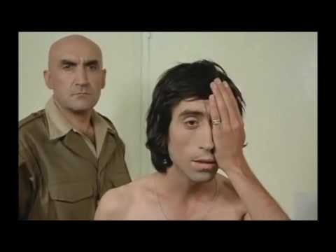 Les Charlots   La visite médicale des bidasses