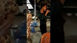 Download lagu video lucu- banci ngamen mp3