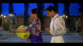 Making Of Hum Aapke Hain Koun Behind The Scenes - English - Salman Khan & Madhuri Dixit