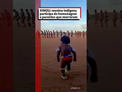 Criança do povo Yawalapiti participa do primeiro ritual em homenagem a parentes mortos