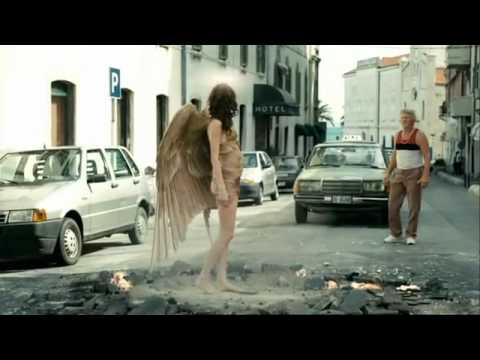 「天使」を落とす、という最大級の主張 / AXE「Even Angels Will Fall」
