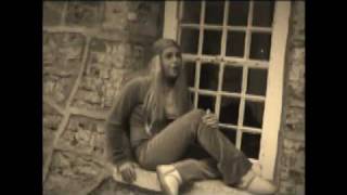 Right to dream - Mariah Carey Feat. Joanna Ryde