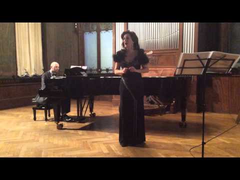 "Frou frou del Tabarin" (L. Bard), Marta Calcaterra