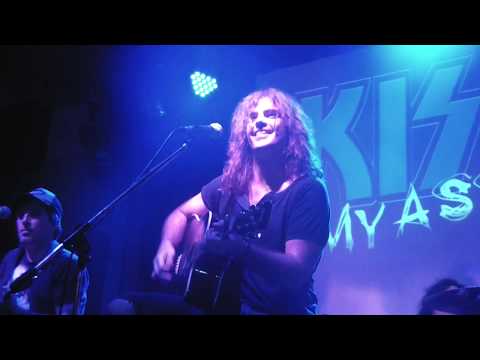 KISS MY ASS  SHANDI 15/12/17