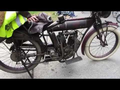 Thumbnail for Deutschlandfahrt der hundertjährigen Motorräder - Ziel : Görlitz - 2015 Wanderer Triumph Indian by video, WiLL, vide