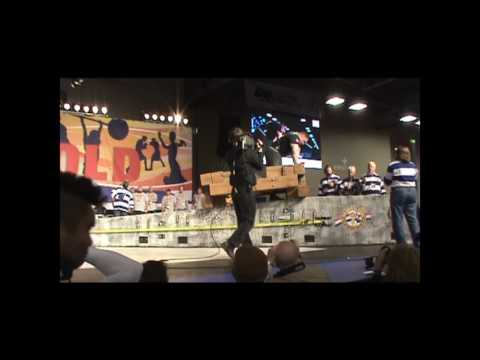 Arnold Strongman Classic 2017 - Timber Carry