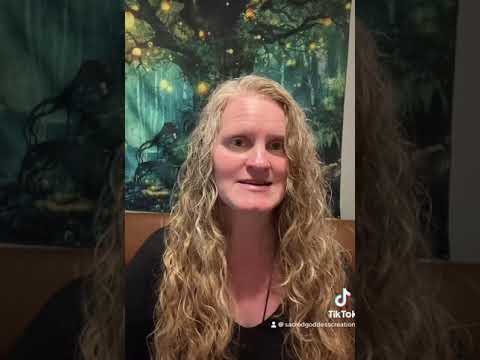 Promotional video thumbnail 1 for Accredited Psychic Medium & Tarot Reader