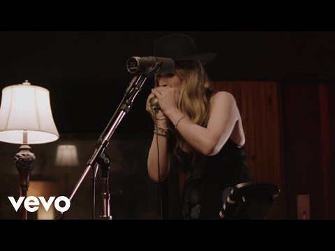 ZZ Ward - Dust My Broom (EastWest Studios Session)