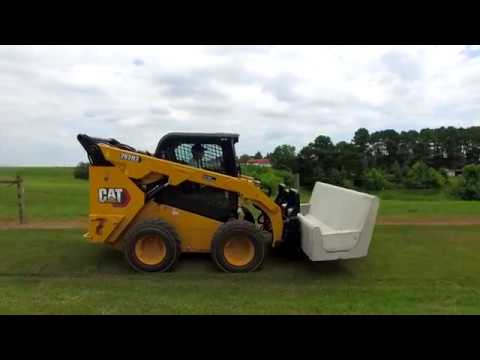 Cat® Skid Steer Loaders D3 Series | At Work