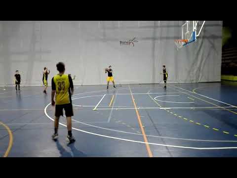 El júnior masculí treballa la defensa