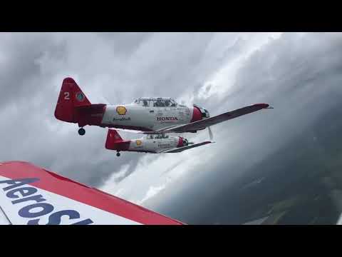Flying with the Aeroshell Aerobatic Team