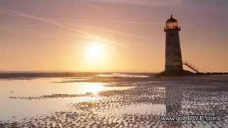 preview picture of video 'Time lapse moonset and sunrise at Talacre'