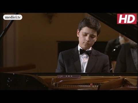 Grand Piano Competition - Ilia Lomtatidze - Piano Concerto No. 1 - Liszt