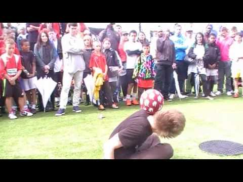 Andrew Henderson v Martin schopf UK Freestyle Football Championships Final