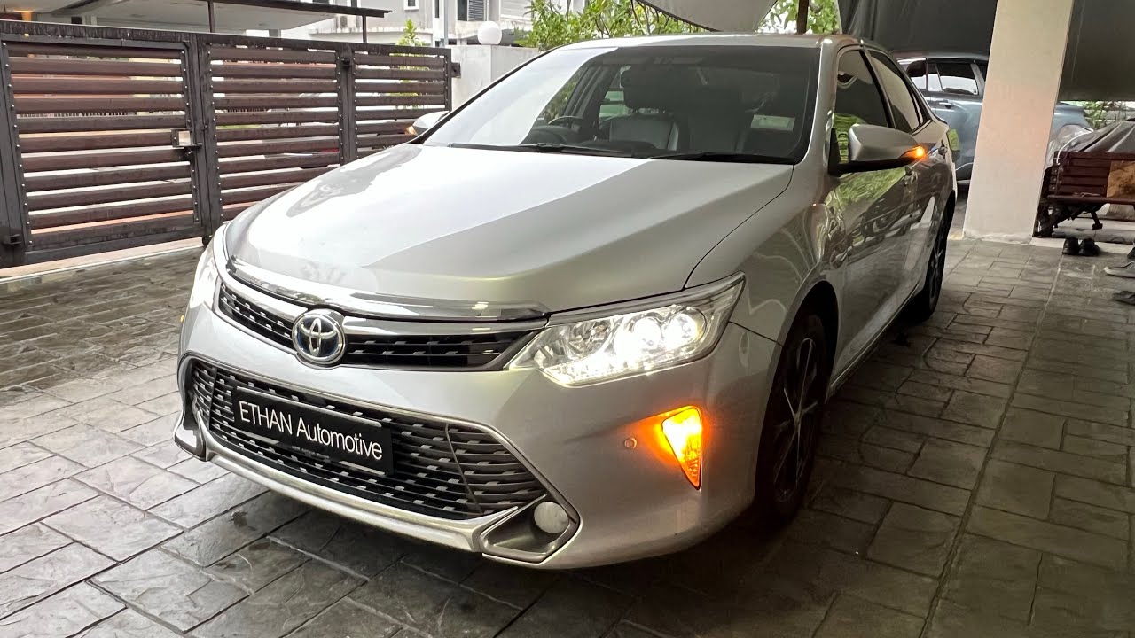 2016 Toyota Camry 2.5 Hybrid | AN ELEGANT JAPANESE ...