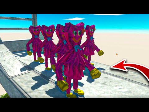 HUGGY WUGGY AND KISSY MISSY  .DEATH  RUN .   Animal Revolt Battle Simulator