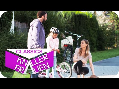 Globuli helfen immer | Knallerfrauen mit Martina Hill