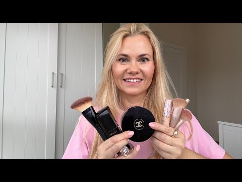 WE'RE PAINTING OURSELVES! (UNCOMFORTABLE)