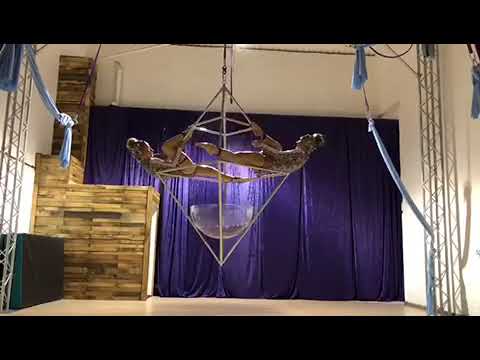 Aerial Jewel - Jade Marissa flash & Robyn Churchill